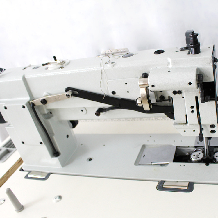本具有集成安装功能的平缝机