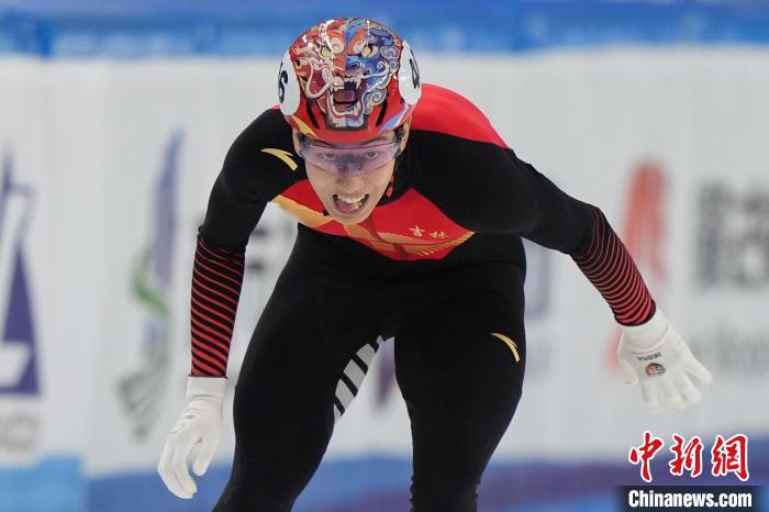 孙龙兔子战术摘金 冼一泽夺金山东队接力夺冠