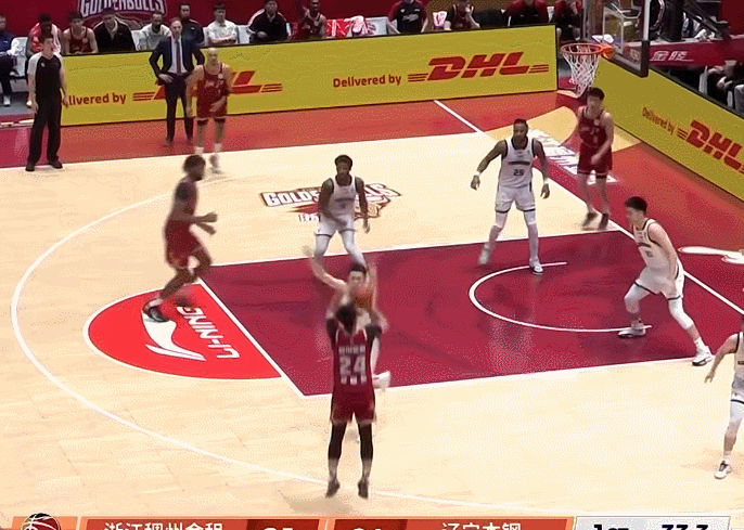 赵继伟生涯抢断突破909次 浙江力克辽宁挺进前四