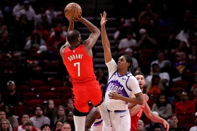 詹姆斯杜兰特领跑现役得分榜 哈登有望超越乔丹