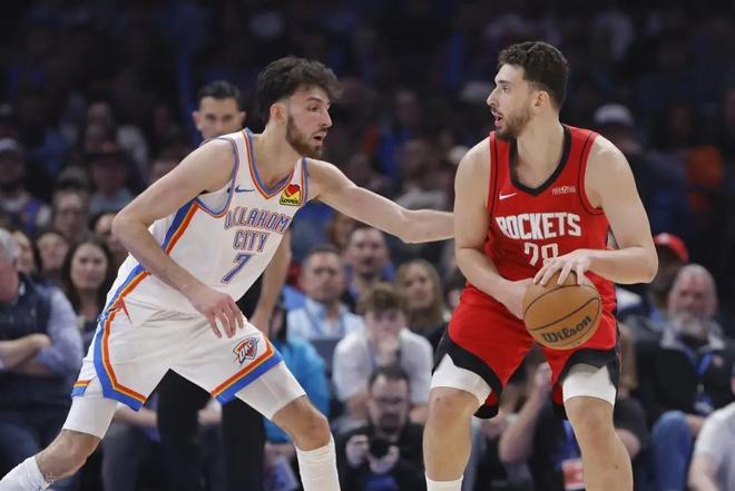 雷霆季后赛首战大胜太阳 布克低迷成关键因素